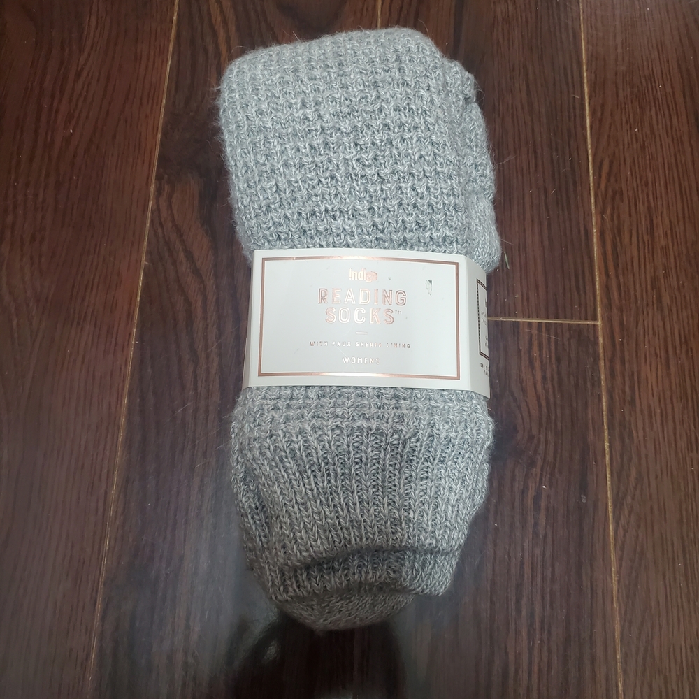 Gray Reading Socks
